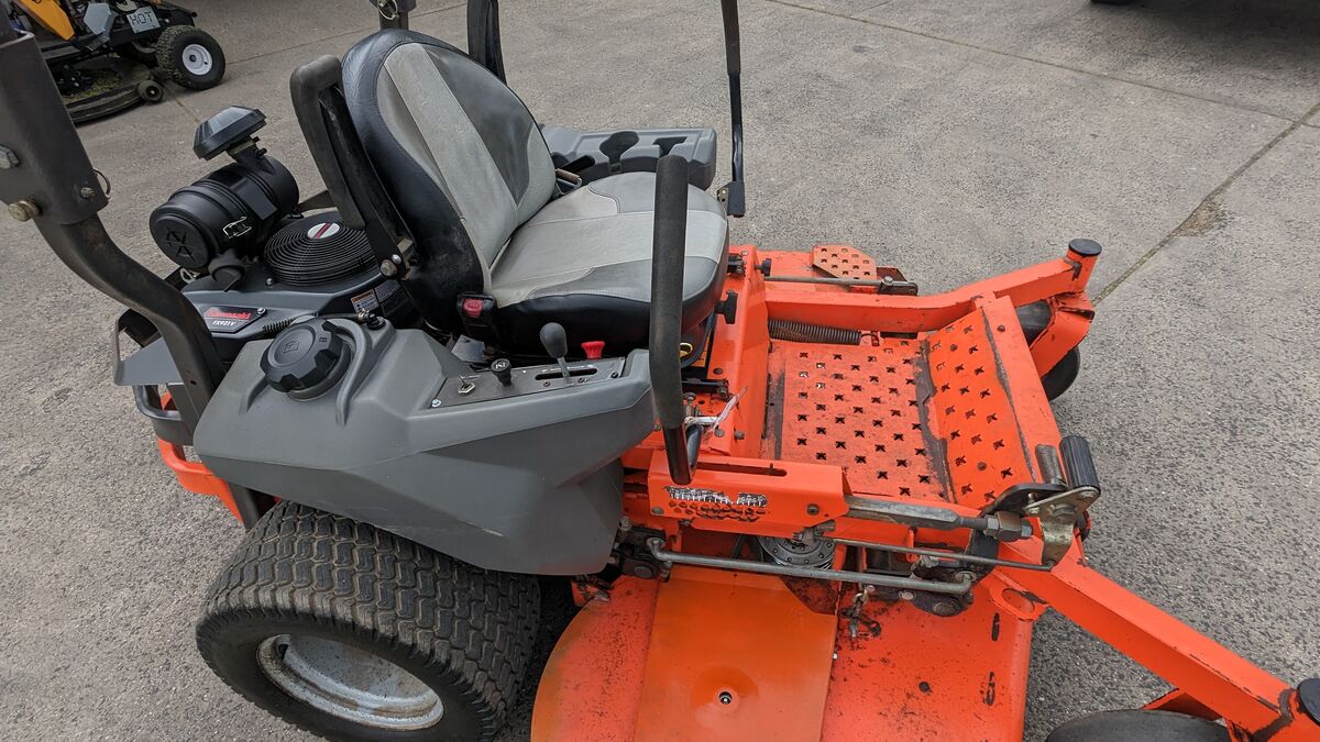 Husqvarna PZ34FX 72 Inch Secondhand Zero Turn Mower | Mowers Galore